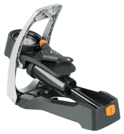 SKS Fusstretpumpe Airstep Alu/Kunststoff Multi Valve mit Manometer schwarz-silber  Produktbild 1