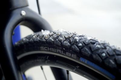Schwalbe Pneu Marathon Winter Plus 700x50C Starr mit Reflexstreifen black  Produktbild 2